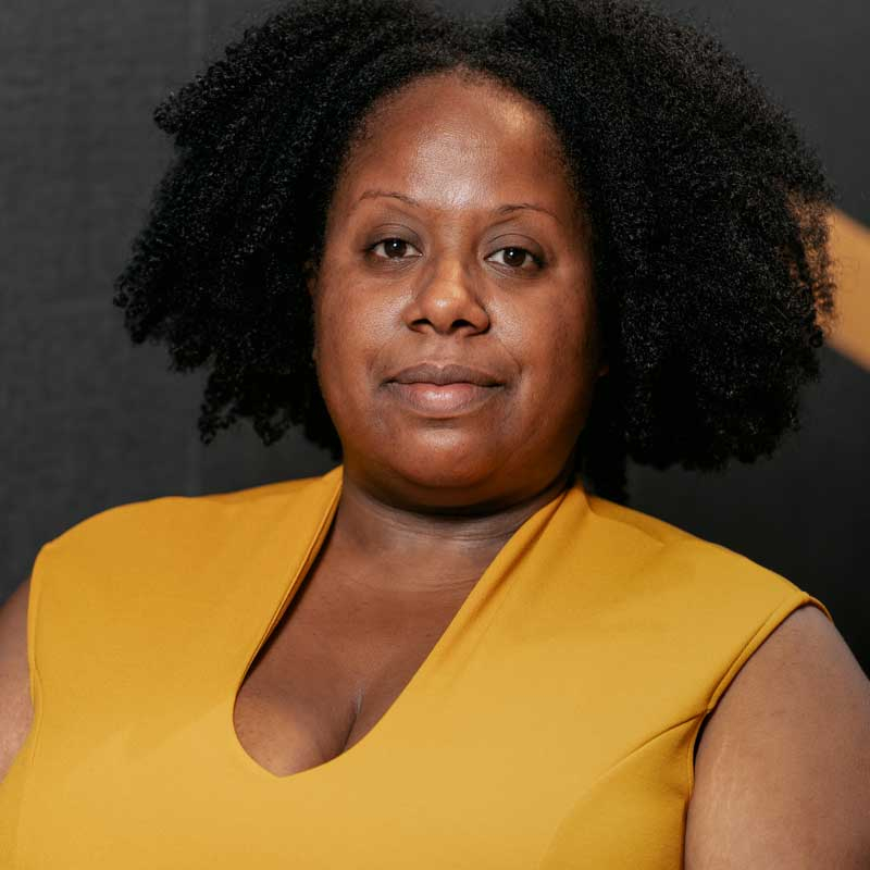 Toya Serrano Real Estate Agent